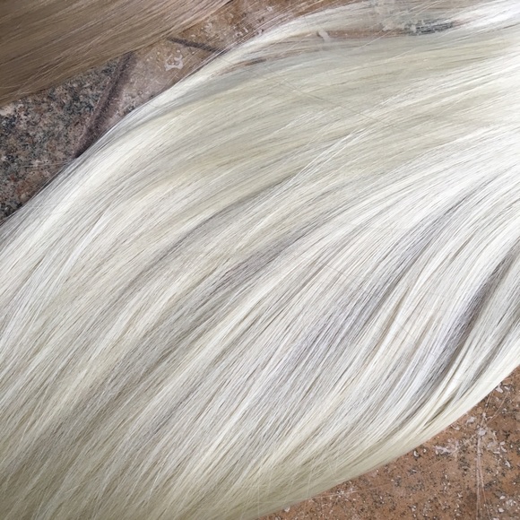 Blonde ponytail hair extension - Picture 2 of 8